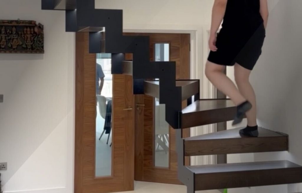 How Do We Achieve the Best Quality at V.PSTAIRS?