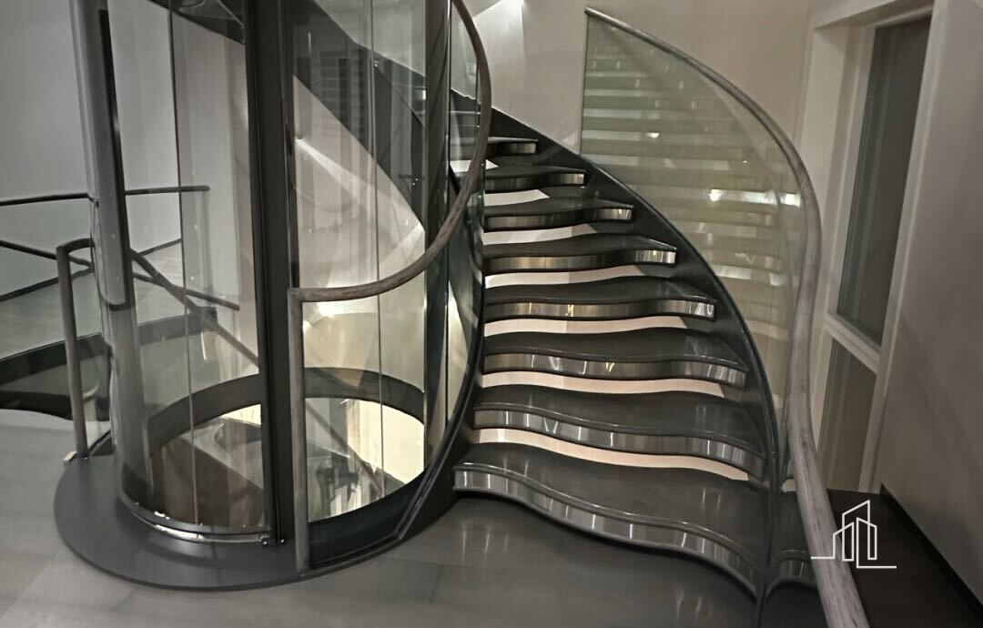 Helical staircase with glazing balustrades
