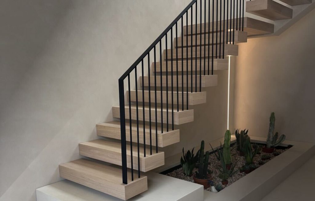 Eastbourne floating staircase made by V.PSTAIRS