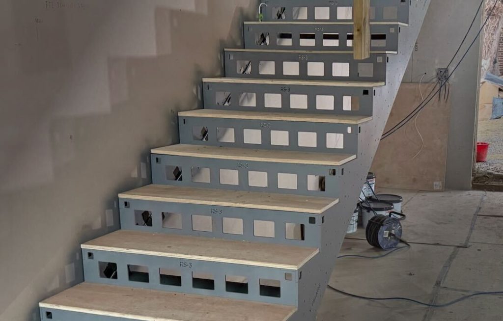 equipping metal frame stairs with wooden steps
