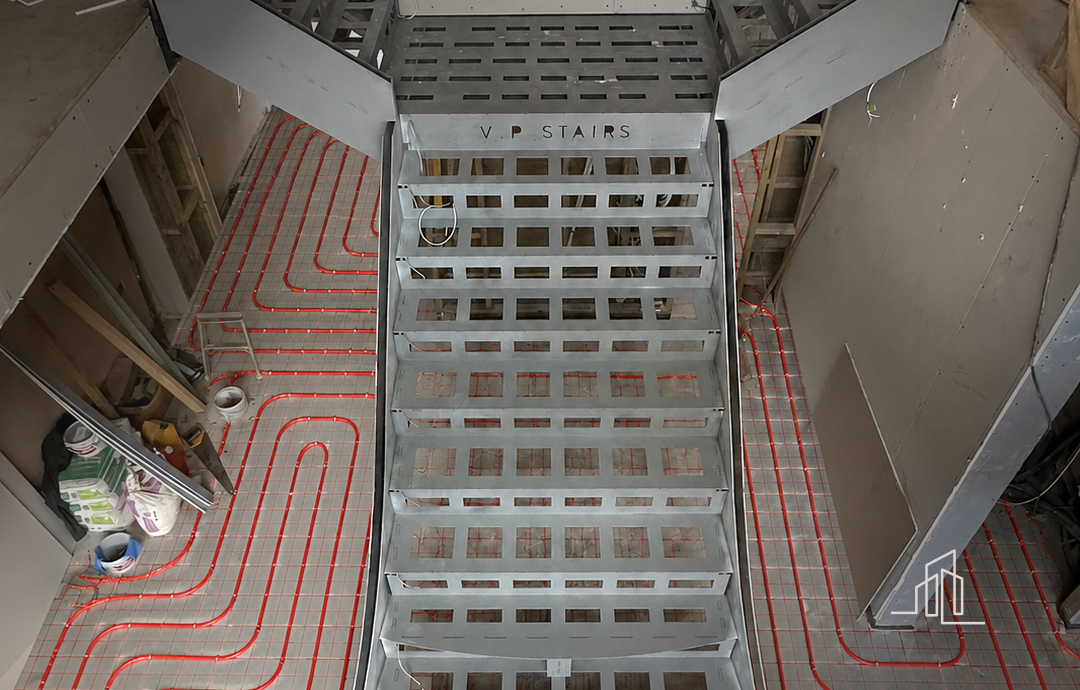 Stairs and underfloor heating system